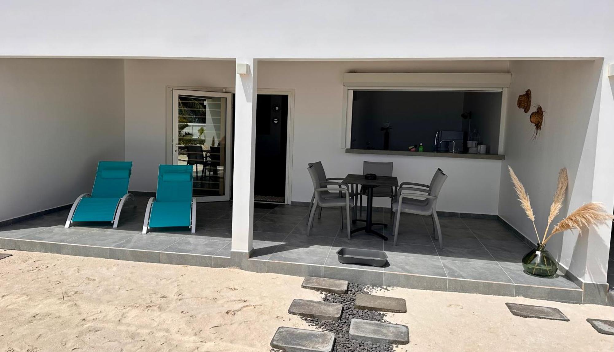 Pension Irivai, Appartement Rava 1 Chambre Bord De Mer Uturoa Eksteriør billede